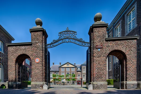 eXpoChallenge 100 - Frank - 100#5 Entrance