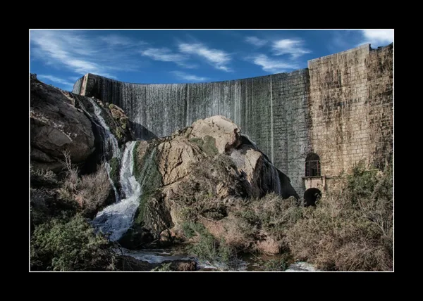 sized_dam HDR af