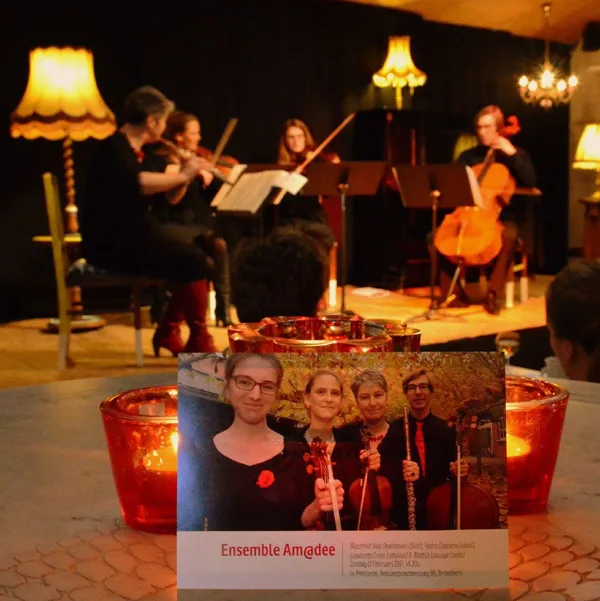sized_9 Ensemble Amadee