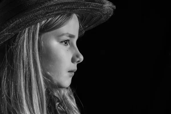 expositie Rien Portret Lise zwart wit-04217