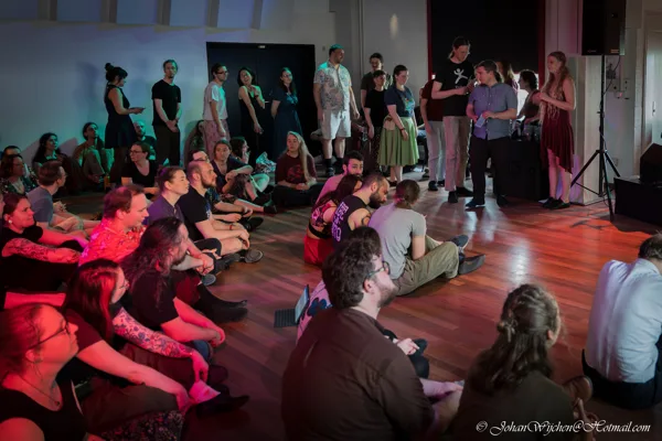 Zondag ; Closing en afbouw.