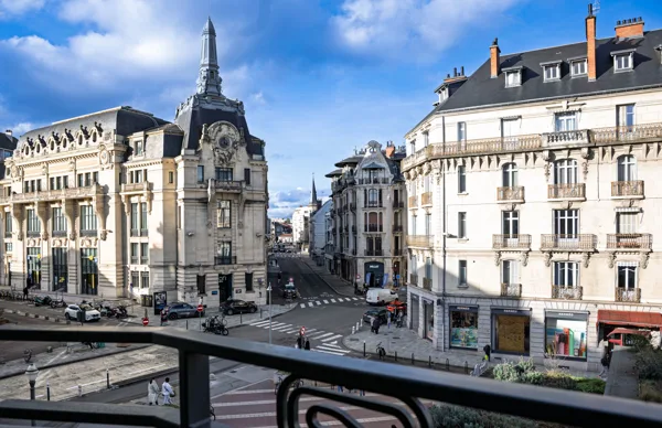 2026-F7w-Winter-8-uithetraam