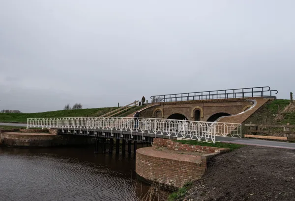 Aduaderzijl 2